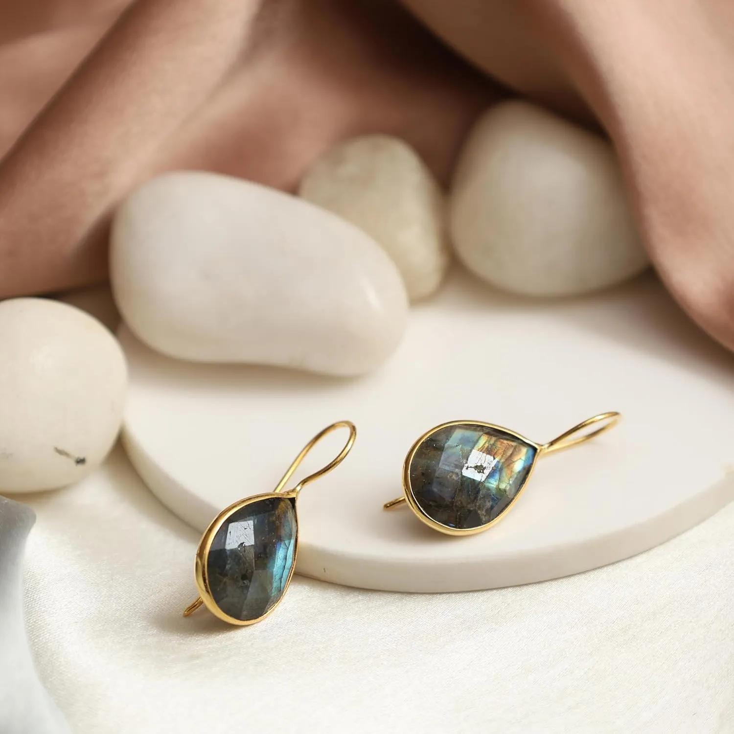 Gempires Pear Shaped Teardrop Crystal Earrings, Bezel Earring, Natural Gemstone Dangle Drop Earrings, Minimal, Everyday Wear, Gift for Her (Length 1.25 inch)