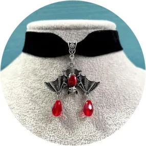 Halloween Bat Necklace for Women Gothic Bat Choker Red Crystal Bat Pendant Necklace Vampire Necklace Black Velvet Collar Batgirl Costume Adult Women Vampire Costume Accessories