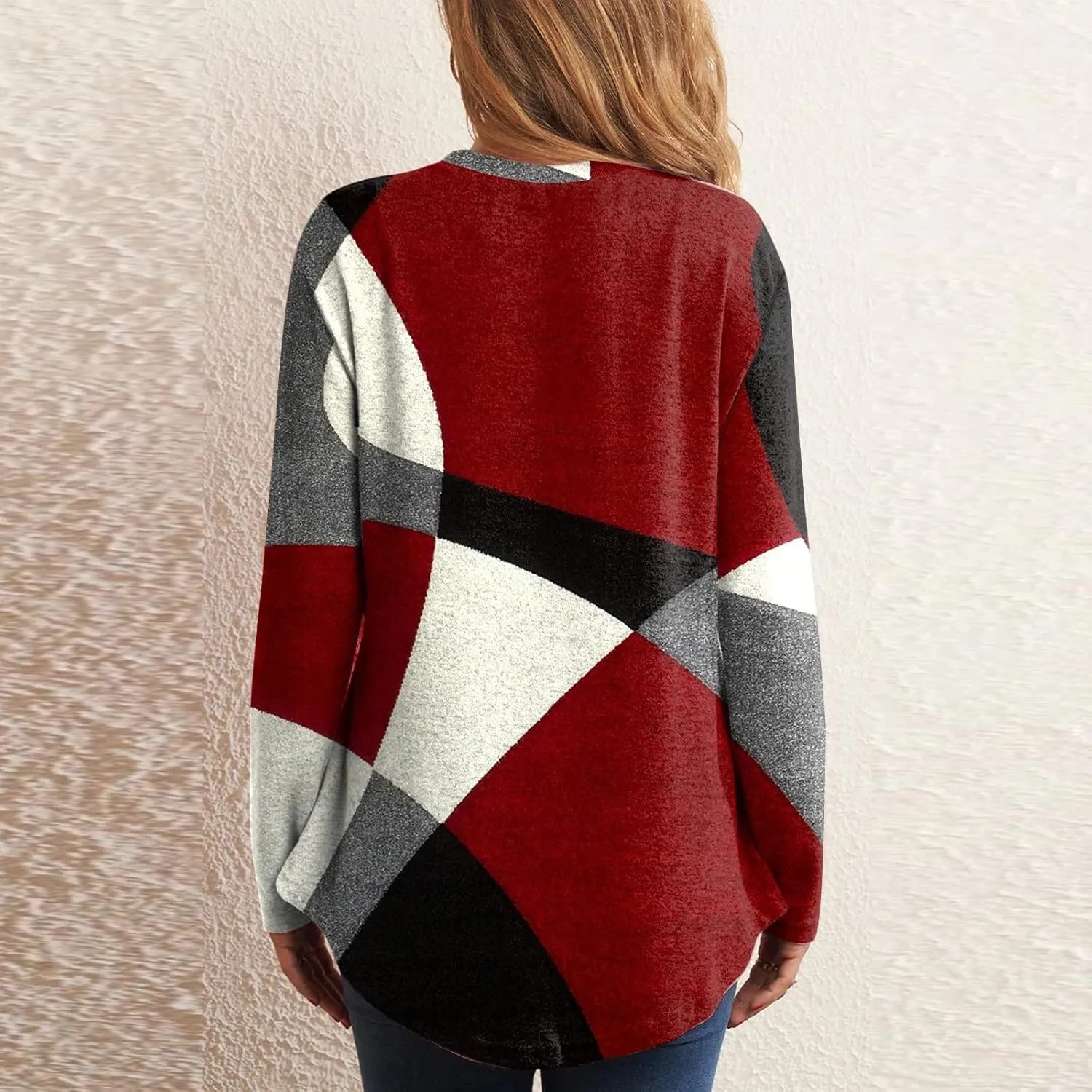 Kuluzego Womens Crew Neck Flannel T Shirts Tops Tee for Women Color Block Geometry Winter Fall Tee Shirt 2023 DX