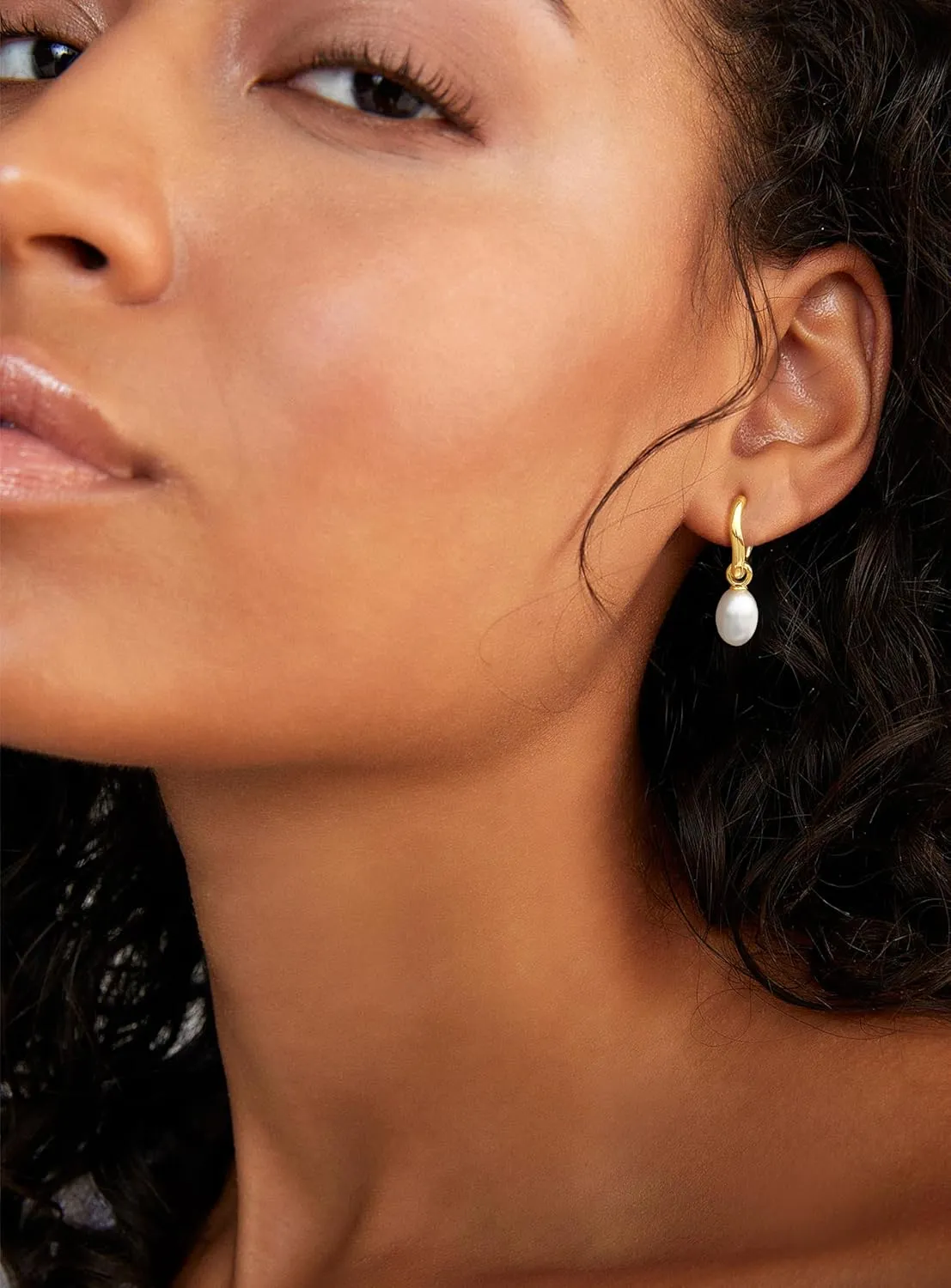 Pearl Earrings for Women, Trendy 14k Gold Plated Drop Hoop Pearl Earrings Dainty Freshwater Leaf Bow Pearl Dangle Earring Elegant Hypoallergenic Bridesmaid Gold Pearl Earrings Wedding Jewelry for Women