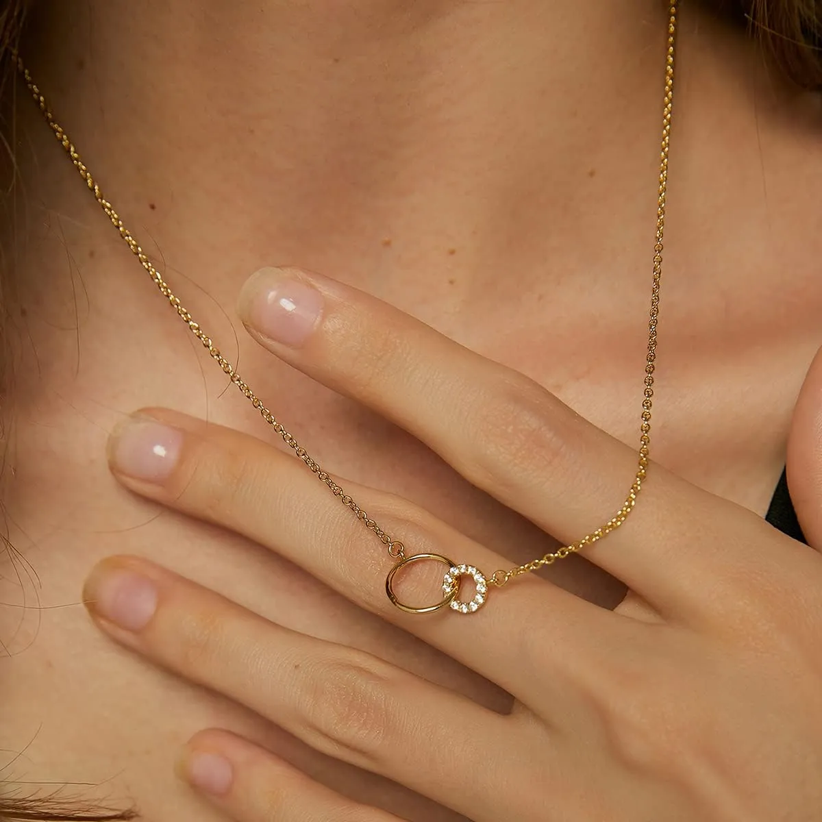 Simple Diamond Choker 18K Gold Plated Leaf Bar Cubic Zirconia Solitaire Pendant Necklace Round CZ for Women