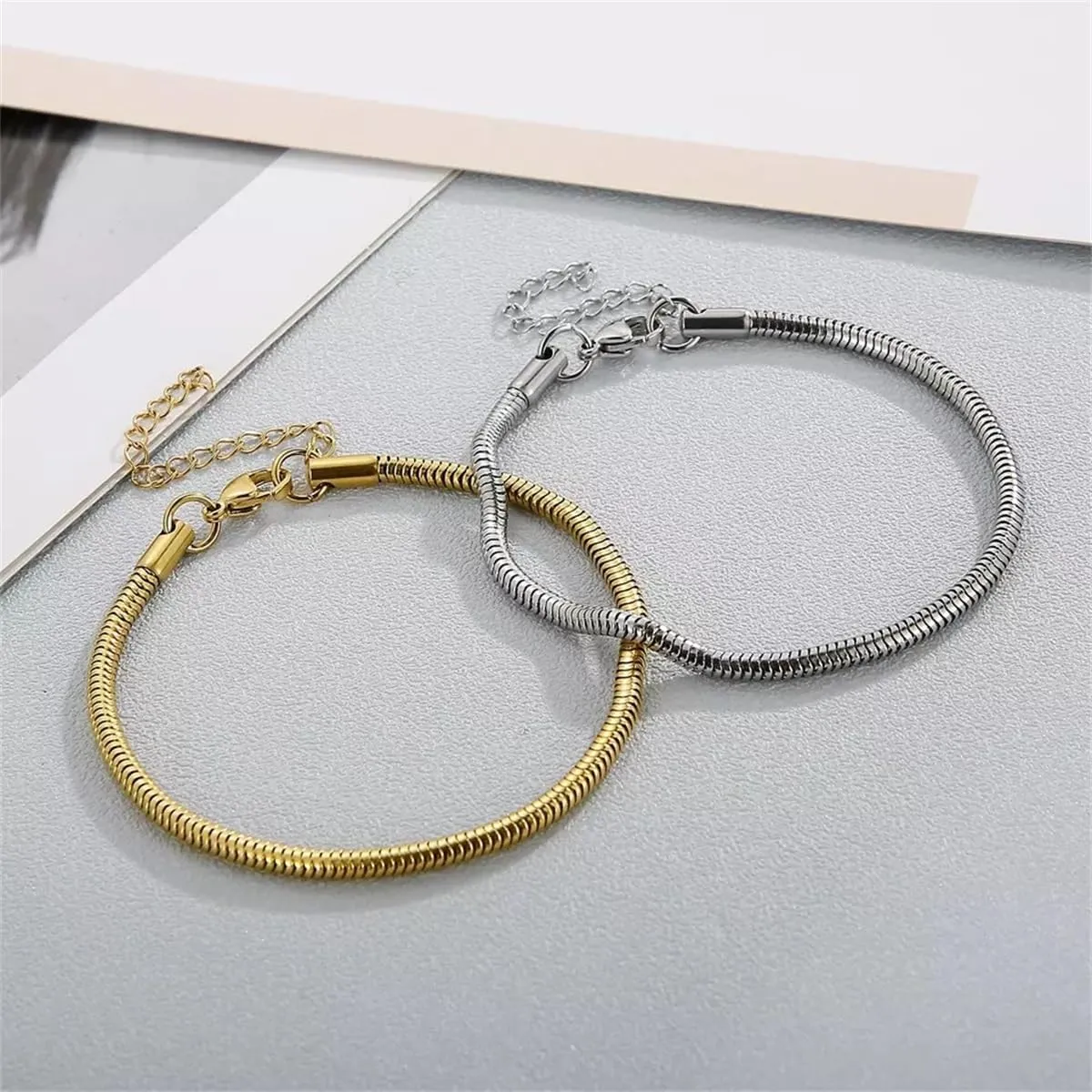 Snake Chain Bracelet Stainless Steel Snake Chain Charm Bracelets for Women Men Snake Chain Style Link Bracelet Jewelry Gift