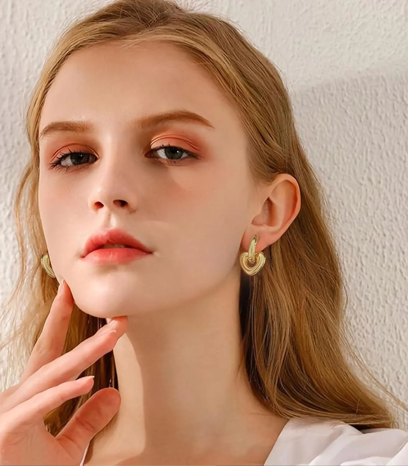 WOWORAMA Gold Heart Huggie Hoop Earrings for Women Trendy Puffy Chunky Heart Hoop Earrings Small Double Hoop Drop Earrings